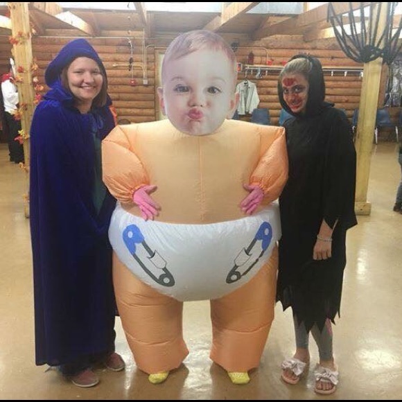 2 Morph suits and big baby mask - Picture 5 of 7